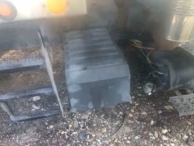 International 7400 Battery Box