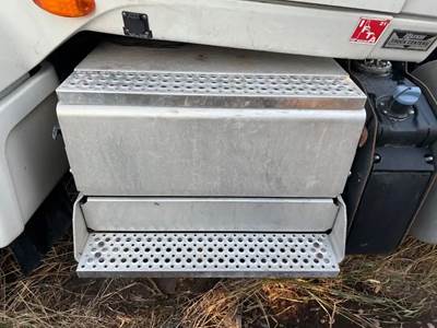 International LT625 Battery Box