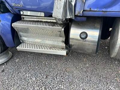 Kenworth T680 Battery Box