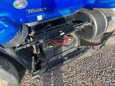 Kenworth T680 Battery Box