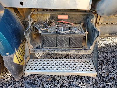 Kenworth T800 Battery Box