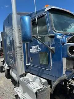 Kenworth T800 Battery Box