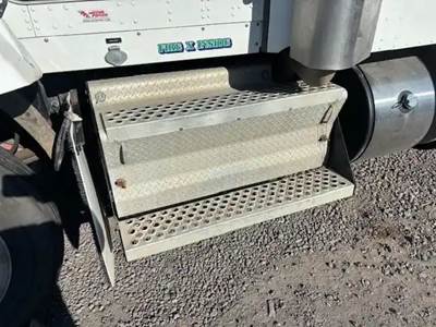 Kenworth T800 Battery Box