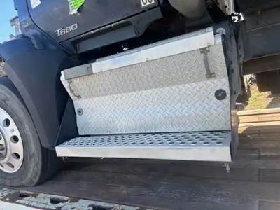 Kenworth T880 Battery Box