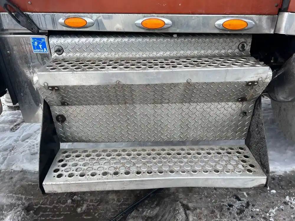 2004 Kenworth W900 Battery Box For Sale Ucon, ID 318236