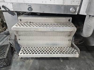 Kenworth W900 Battery Box