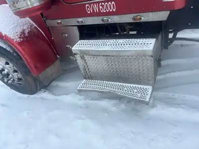 Peterbilt 357 Battery Box