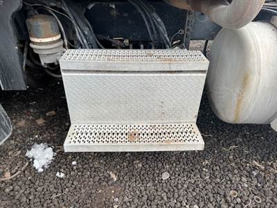 Peterbilt 378 Battery Box