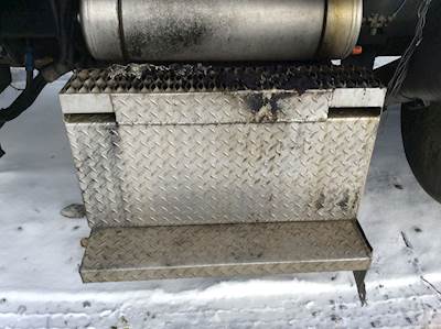 Peterbilt 379 Battery Box