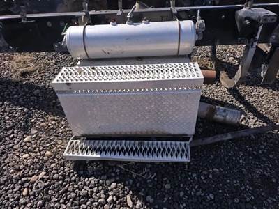 Peterbilt 379 Battery Box