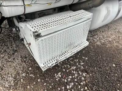 Peterbilt 379 Battery Box