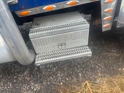 Peterbilt 379 Battery Box
