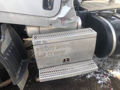 Peterbilt 386 Battery Box