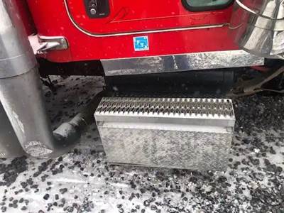 Peterbilt 388 Battery Box