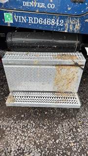 Peterbilt 389 Battery Box