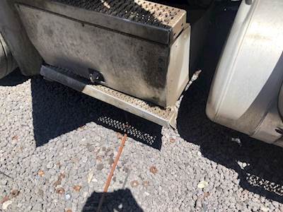 Peterbilt 579 Battery Box