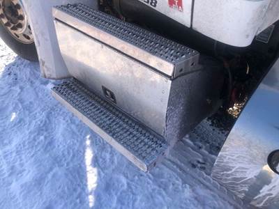 Peterbilt 579 Battery Box