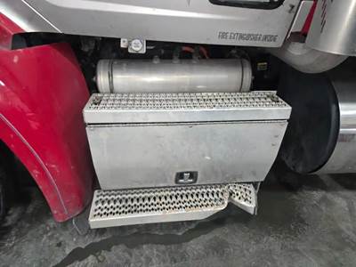 Peterbilt 579 Battery Box