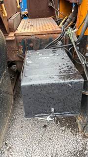 Sterling L9500 Battery Box