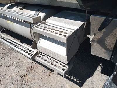 Western Star 4900E Battery Box