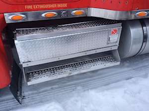 International 9400i Battery Box