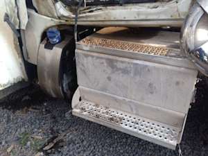 International 9900i Battery Box