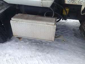 International F-5070 Battery Box