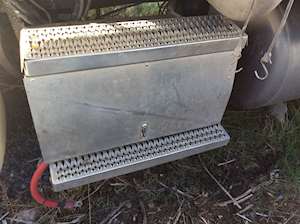 Peterbilt 386 Battery Box