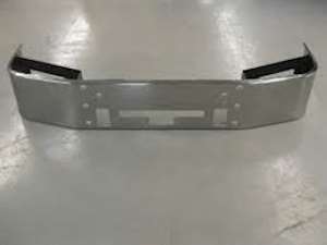 Freightliner Century Class / Columbia Front Bumper for a Freightliner CENTURY CLASS/COLUMBIA