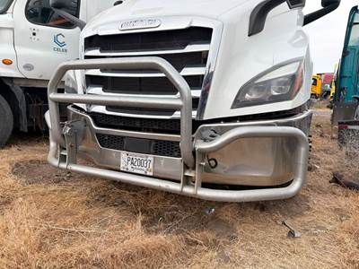 Freightliner Cascadia 116 Front Bumper for a 2020 Freightliner Cascadia 116 Day Cab