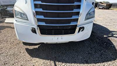 Freightliner Cascadia 126 Front Bumper