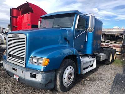 Freightliner FLD112 Front Bumper