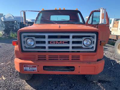 GM/Chev (HD) C6500 Front Bumper