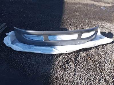 International TranStar 8600 Front Bumper