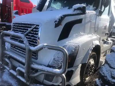 Volvo VNL Front Bumper