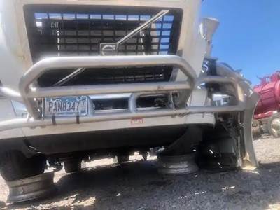 Volvo VNL Front Bumper