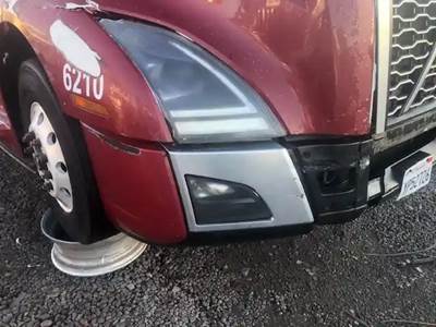 Volvo VNL Front Bumper