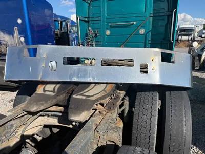 Volvo VNL Front Bumper