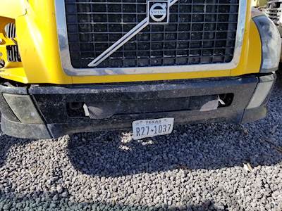 Volvo VNL Front Bumper