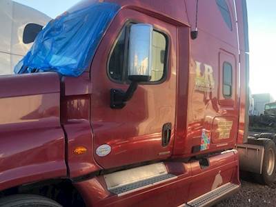 Freightliner Cascadia 125 Cab Fairing