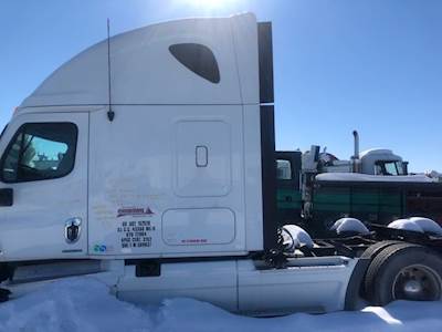 Freightliner Cascadia Cab Fairing