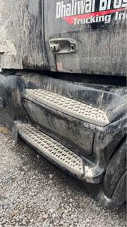 Peterbilt 579 Right Cab Fairing