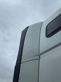 Volvo VNL Cab Fairing