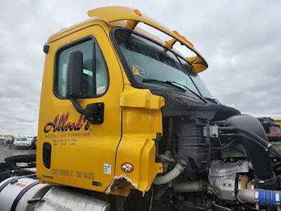 Freightliner Cascadia 125 Cab Assembly