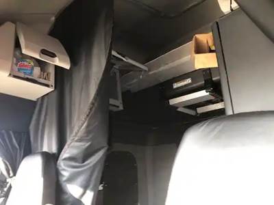 Freightliner Cascadia 126 Cab Assembly