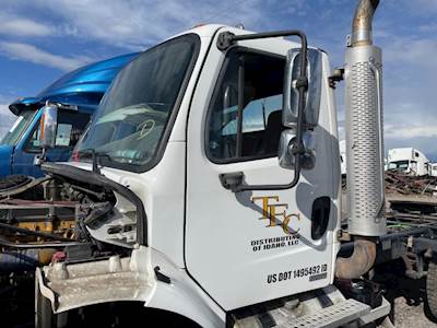 Freightliner M2 112 Cab Assembly for a 2006 Freightliner M2 112 Medium Duty