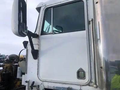 Kenworth T600 Cab Assembly