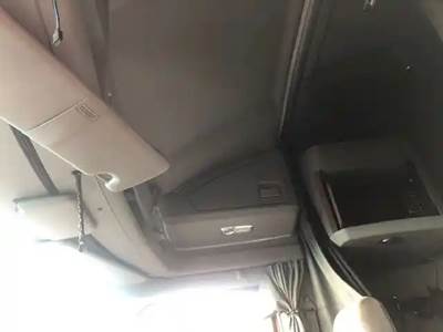 Kenworth T680 Cab Assembly