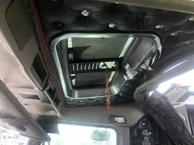 Kenworth W900 Cab Assembly