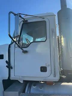 Mack CHN613 Cab Assembly